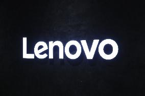 Lenovo Japan Sign and Logo